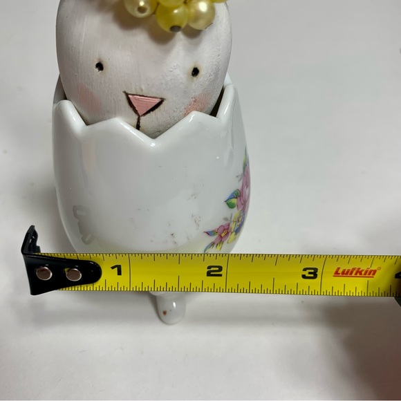 Vintage bone china egg vase with adorable hand made bunny rabbit head. - Picture 10 of 10